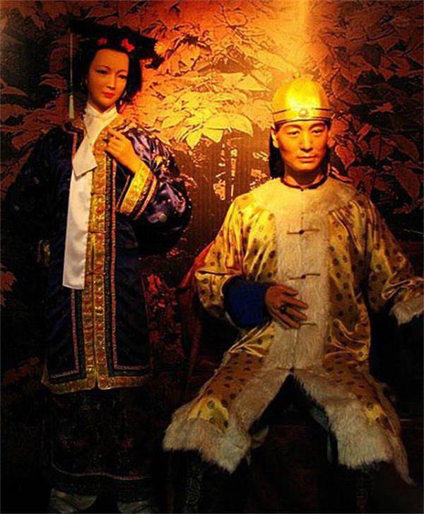 李满柱