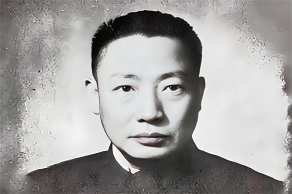 毛人凤：“笑面虎”的权谋人生